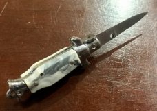 Miniature Switchblade Knife, Hard To Find Fishtail Style, White Plastic Handle, Unused Miniature Switchblade Knife, Hard To Find Fishtail Style, White Plastic Handle, Unused