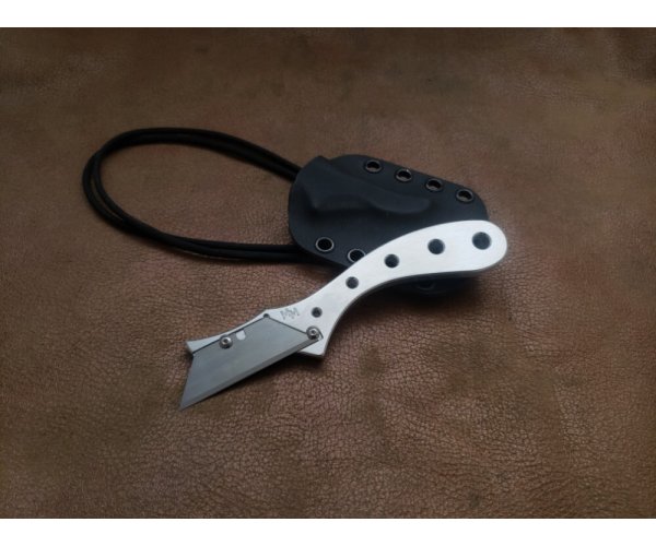MMK&T Pocket Razor brushed