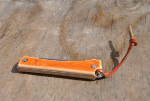 Mexican Tiajuana Switch Blade Mint TarnishEarly Fiber Handle Original Red Leather Cord Sterile Blade