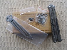 MAXACE MIDNIGHTCAT -  PELICAN - BALISONG - NIB - OUT OF PRODUCTION
