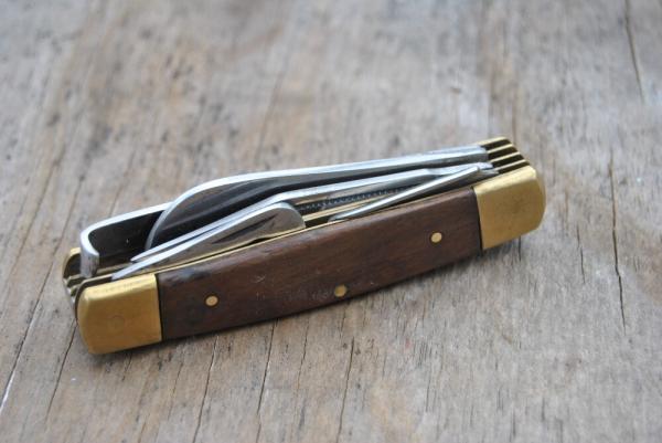 Multi Blade Folder Italy 4" Closed 4 Back Springs 5 Blades Brass Bolsters And Pins Used Older Knife 