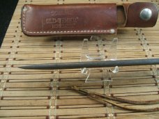 SCHRADE OLD TIMER HONE STEEL VINTAGE U.S.A. MADE ORIGINAL DOUBLE HOLE KNIFE BLADE SHARPENER & SHEATH