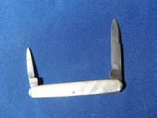  R. Hartkopf & Co. Two Blade Pocket Knife Mother of Pearl Handles Solingen Germany. Made in Germany!