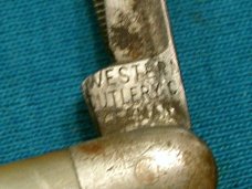 VINTAGE WESTERN GERMANY PEARL SWELL CENTER SERPENTINE WHITTLER FOLDING POCKET KNIFE KNIVES OLD MOP VINTAGE WESTERN GERMANY PEARL SWELL CENTER SERPENTINE WHITTLER FOLDING POCKET KNIFE KNIVES OLD MOP