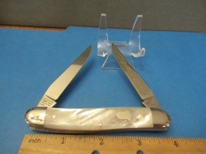 Bulldog Brand Pearl Muskrat  1 of 36 Made