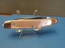 Bulldog Brand Pearl Muskrat 1 of 36 Made Bulldog Brand Pearl Muskrat 1 of 36 Made