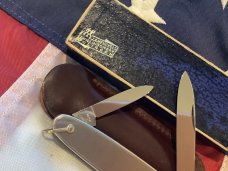 Vintage J A Henckels 2 Blade Gentlemens Pocket knife -Decorative Metal Handles +Orig Box -60s to 70s Vintage J A Henckels 2 Blade Gentlemens Pocket knife -Decorative Metal Handles +Orig Box -60s to 70s