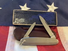 Vintage J A Henckels 2 Blade Gentlemens Pocket knife -Decorative Metal Handles +Orig Box -60s to 70s Vintage J A Henckels 2 Blade Gentlemens Pocket knife -Decorative Metal Handles +Orig Box -60s to 70s