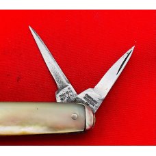 Vintage CHIPAWAY CUTLERY CO 3-Blade Splitback Whittler Pen Pocket Knife c.1891-1907 Mother-of-Pearl Vintage CHIPAWAY CUTLERY CO 3-Blade Splitback Whittler Pen Pocket Knife c.1891-1907 Mother-of-Pearl