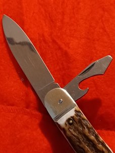 Hubertus Campers Knife with Corkscrew. Hubertus Campers Knife with Corkscrew.