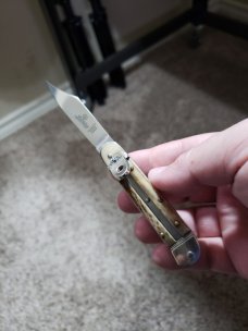 6" OAL Hubertus Stag Leverlock 6" OAL Hubertus Stag Leverlock