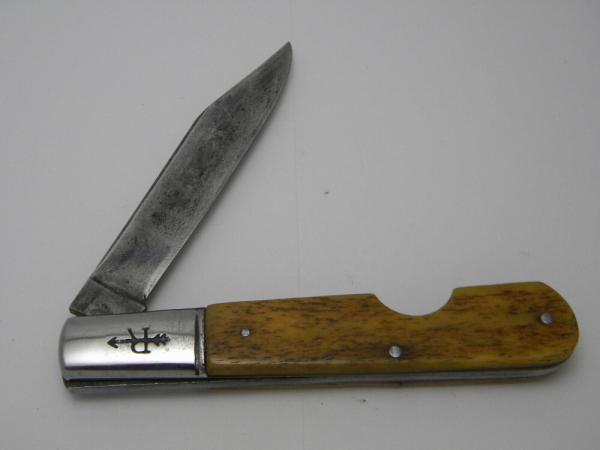 Vintage Russell USA Bone Easy Open Daddy Barlow Knife c.1933-1941