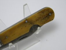 Vintage Russell USA Bone Easy Open Daddy Barlow Knife c.1933-1941