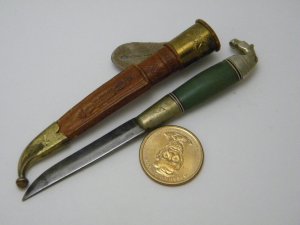 Vintage PUUKKO (Finnish for KNIFE) Horse Head Fixed Blade Sheath Knife