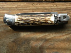 AKC Classic Italian Lever Lock, Beautiful Stag, Mint, Never Used or Carried, 4.5" Closed, 3.25"Blade
