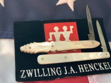 Antique J A Henckels, 2 Single Blade Mother of Pearl Quil? Knives. Hand carved flashy pearl Antique J A Henckels, 2 Single Blade Mother of Pearl Quil? Knives. Hand carved flashy pearl