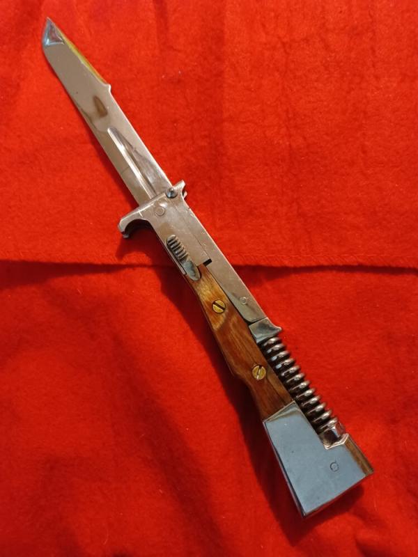 Vintage AK 47 Torsion Spring Russian Prisons Knife. Vintage AK 47 Torsion Spring Russian Prisons Knife.