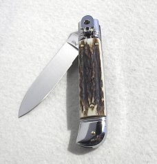 AKC 8" CLASSIC ITALIAN VINTAGE INDIA STAG LEVER LOCK 