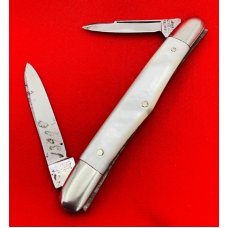 Vintage MANHATTAN CUTLERY CO 2 Swell Center Swayback Pen Pocket Knife 1868-1906 Salesman’s Sample NM Vintage MANHATTAN CUTLERY CO 2 Swell Center Swayback Pen Pocket Knife 1868-1906 Salesman’s Sample NM