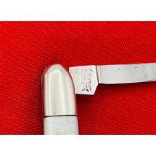 Vintage MANHATTAN CUTLERY CO 2 Swell Center Swayback Pen Pocket Knife 1868-1906 Salesman’s Sample NM Vintage MANHATTAN CUTLERY CO 2 Swell Center Swayback Pen Pocket Knife 1868-1906 Salesman’s Sample NM