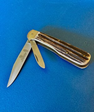 HUBERTUS "Magic Knife" BLADE RELEASE AUTO