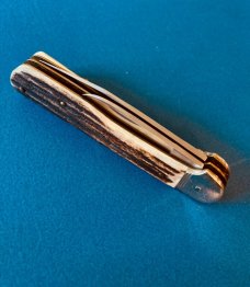 HUBERTUS "Magic Knife" BLADE RELEASE AUTO HUBERTUS "Magic Knife" BLADE RELEASE AUTO