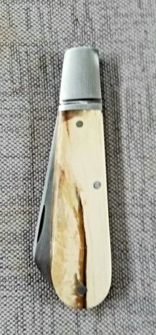 Kirilov Customs Mammoth Lambsfoot..4.25" cld..Rwl34..hand worked spring & spine..coa/slip/box Kirilov Customs Mammoth Lambsfoot..4.25" cld..Rwl34..hand worked spring & spine..coa/slip/box