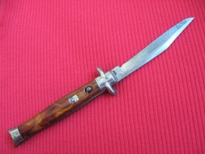 Colonial Shur-Snap Fish Tail Prov. U.S.A. Switchblade Knife