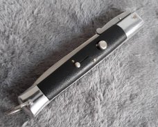 Vintage 1980's Large 10" Korea Rizzuto