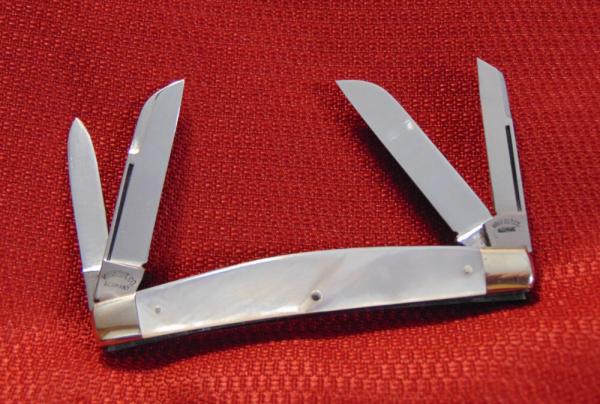 MINT CONDITION VOSS CUT. CUT CO. GERMANY KISSING CRANE GENUINE PEARL CONGRESS 1960'S MINT CONDITION VOSS CUT. CUT CO. GERMANY KISSING CRANE GENUINE PEARL CONGRESS 1960'S