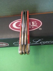 Case XX 2003 The Legends Smooth Old Red Bone Small Congress Pattern # 6468 SS Case XX 2003 The Legends Smooth Old Red Bone Small Congress Pattern # 6468 SS