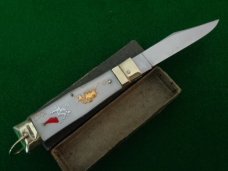 Original WHITE handle MEXICO Bullfighter lever lock auto mint in the original box Original WHITE handle MEXICO Bullfighter lever lock auto mint in the original box