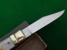 Original WHITE handle MEXICO Bullfighter lever lock auto mint in the original box Original WHITE handle MEXICO Bullfighter lever lock auto mint in the original box