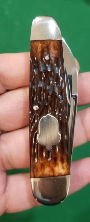 A.G.Russell (Cattaraugus) Sleeveboard Whittler, Brown Jigged Bone Seki Japan