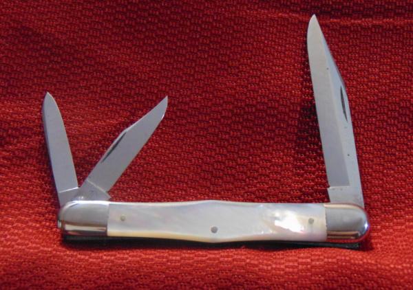 MINT CONDITION VINTAGE PAPES-THIEBES GERMANY WHITTLER GENUINE PEARL SAMPLE KNIFE 1903-1929 MINT CONDITION VINTAGE PAPES-THIEBES GERMANY WHITTLER GENUINE PEARL SAMPLE KNIFE 1903-1929