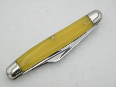 Queen Cutlery #9A Stockmen with Amber Handles: 4” closed, 1961 - 1971 Queen Cutlery #9A Stockmen with Amber Handles: 4” closed, 1961 - 1971