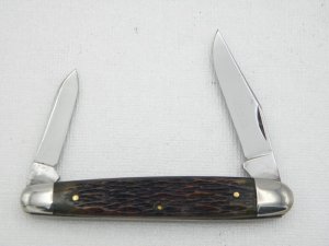 Queen Cutlery #3 Sleeveboard Pen with Rogers bone Handles:  3 3/8” closed, late 1940s,