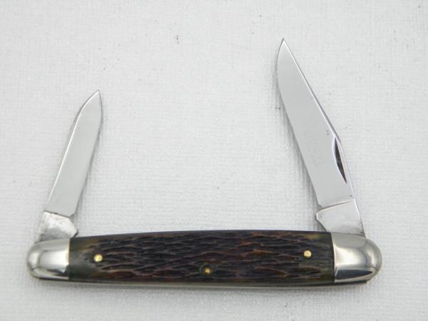 Queen Cutlery #3 Sleeveboard Pen with Rogers bone Handles: 3 3/8” closed, late 1940s, Queen Cutlery #3 Sleeveboard Pen with Rogers bone Handles: 3 3/8” closed, late 1940s,