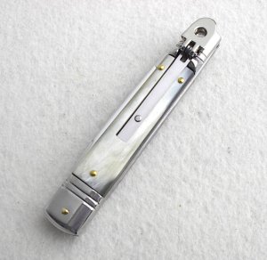 NOS AKC 8" CLASSIC SLIM LEVER LOCK SWEDGE BLADE, GENUINE BRAZILIAN HORN MANIAGO ITALY