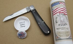 Great Eastern Cutlery. 933119 Waynorth Cutlery Real Lambfoot Knife CC SFO. ....................(911)