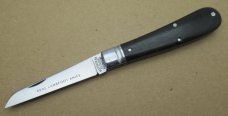 Great Eastern Cutlery. 933119 Waynorth Cutlery Real Lambfoot Knife CC SFO. ....................(911) Great Eastern Cutlery. 933119 Waynorth Cutlery Real Lambfoot Knife CC SFO. ....................(911)