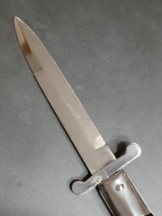 8 3/4" Rizzuto Estileto Milano 8 3/4" Rizzuto Estileto Milano