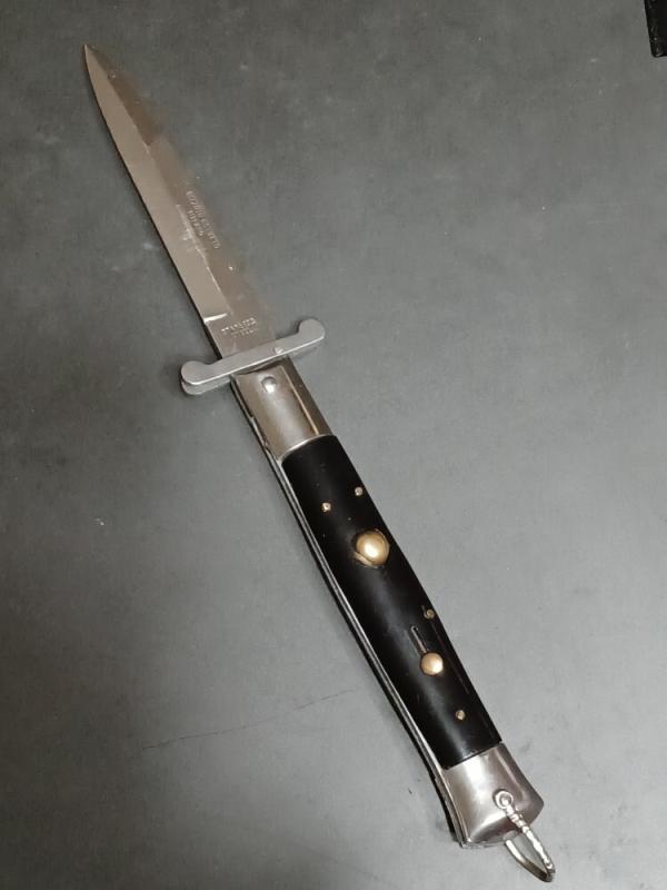 8 3/4" Rizzuto Estileto Milano 8 3/4" Rizzuto Estileto Milano