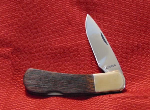 MINT CONDITION GERBER PORTLAND OREGON 97223 U.S.A. LOCKBACK MINT CONDITION GERBER PORTLAND OREGON 97223 U.S.A. LOCKBACK