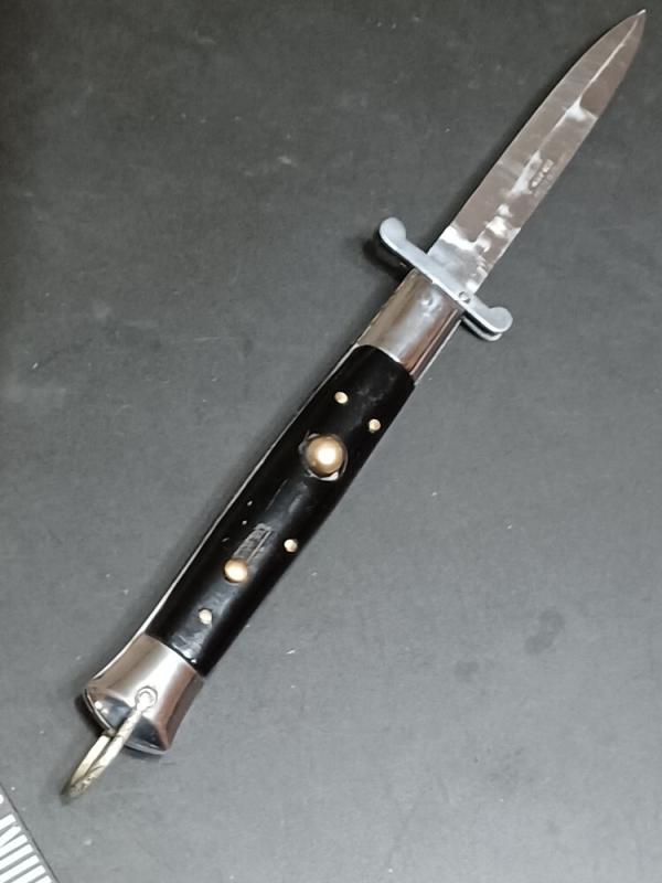 8 3/4" Rizzuto Estileto Milano 8 3/4" Rizzuto Estileto Milano