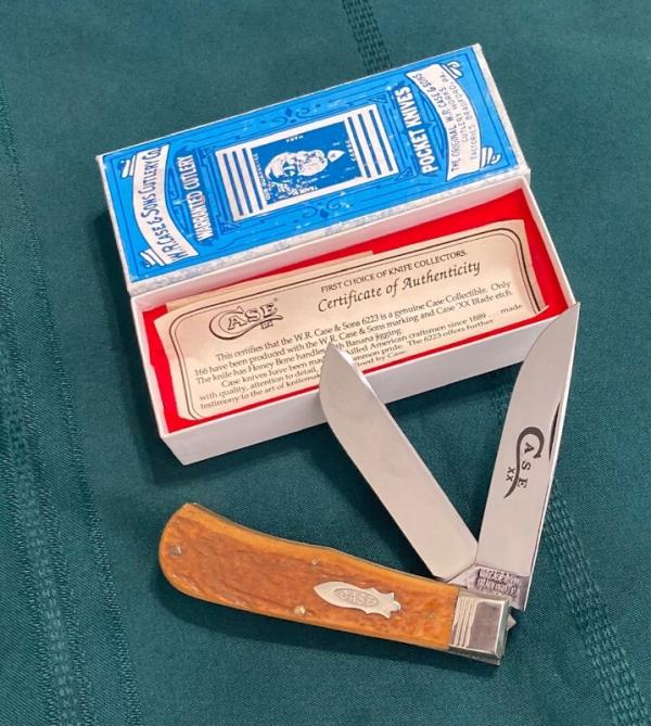 W.R. Case XX Classics 6223 Jumbo Trapper 1992 W.R. Case XX Classics 6223 Jumbo Trapper 1992
