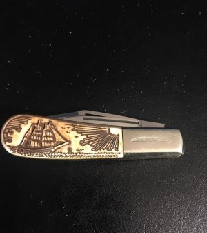 RARE SCRIMSHAWED HANDLE BARLOW