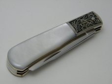 Parker Cut Co Japan Pearl Fancy Barlow Knife - Christmas 1982 Parker Cut Co Japan Pearl Fancy Barlow Knife - Christmas 1982