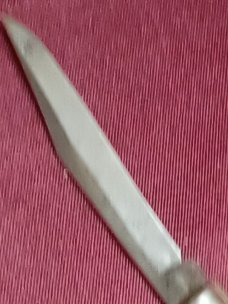 Vintage Shur Snap Fishtail switchblade. Vintage Shur Snap Fishtail switchblade.
