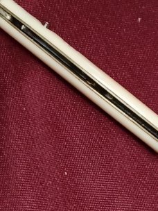 Vintage Shur Snap Fishtail switchblade. Vintage Shur Snap Fishtail switchblade.